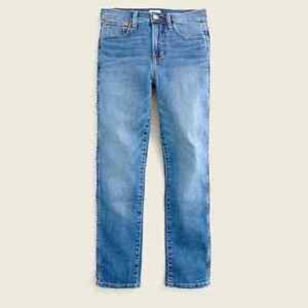 J CREW Women's Blue 9" vintage straight jean SIZE 27 AN021
